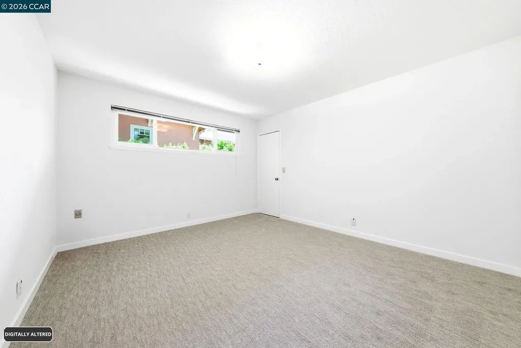 5828 Moraga Avenue Oakland CA 94611