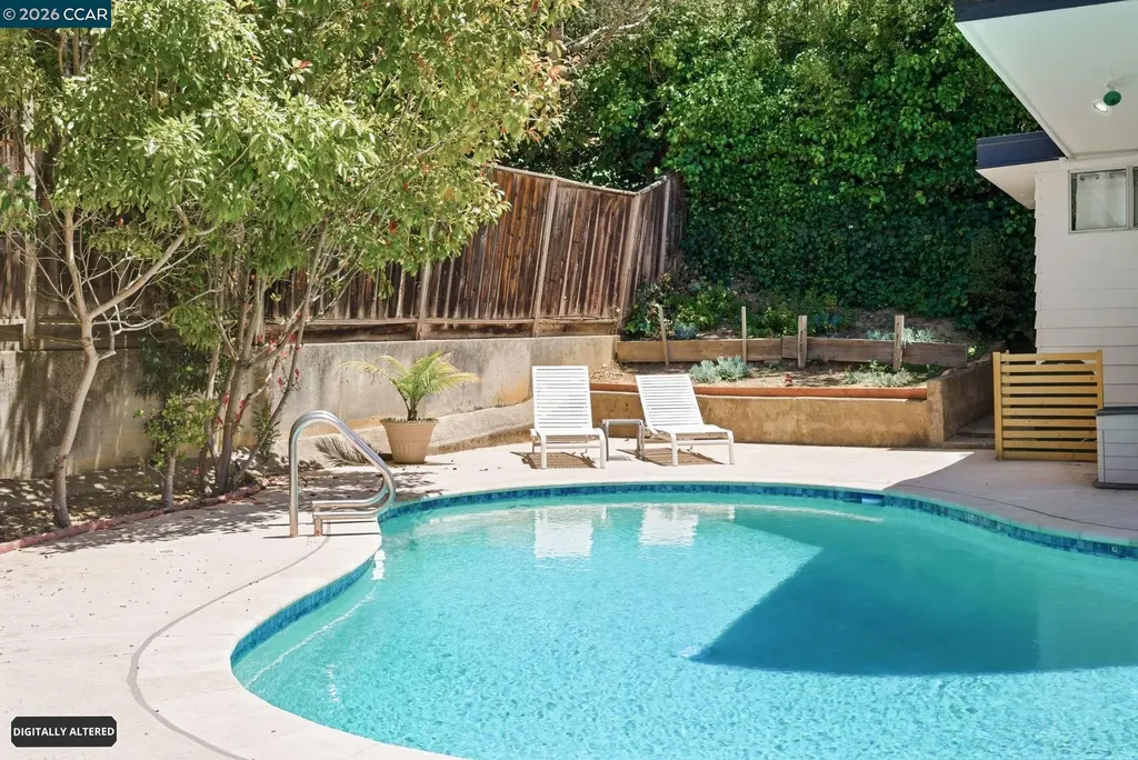 5828 Moraga Avenue Oakland CA 94611