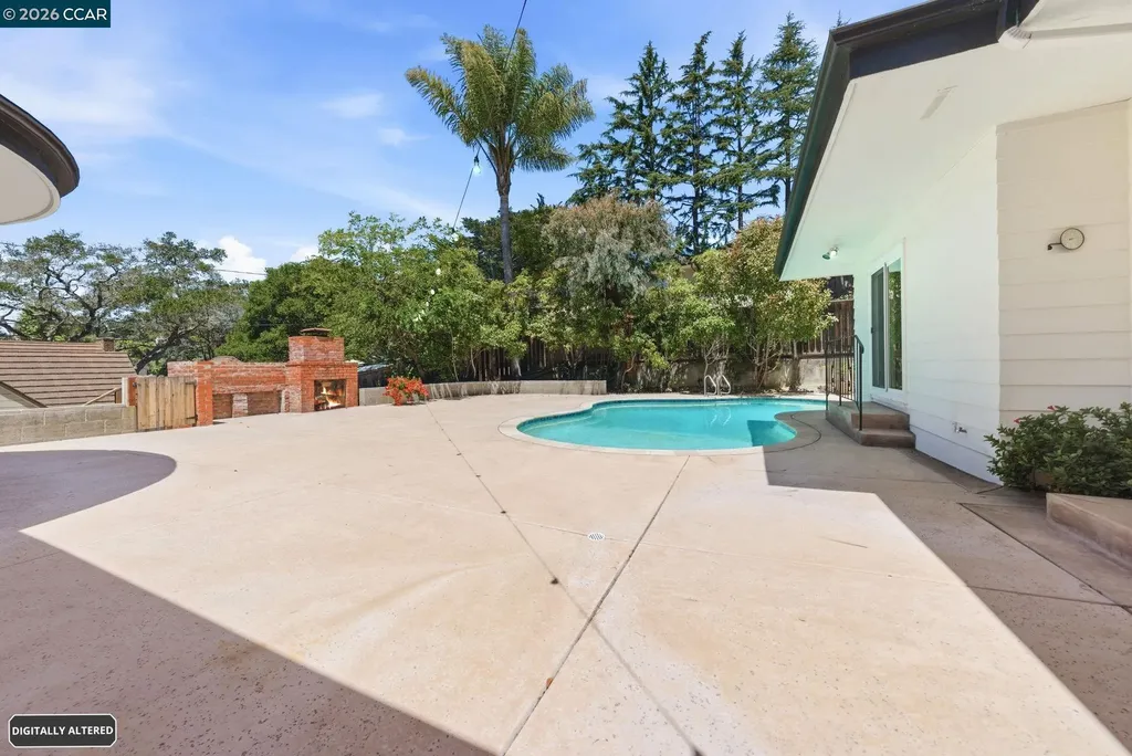 5828 Moraga Avenue Oakland CA 94611