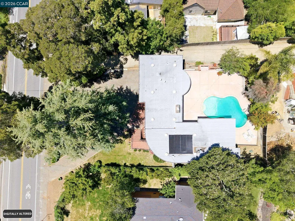 5828 Moraga Avenue Oakland CA 94611