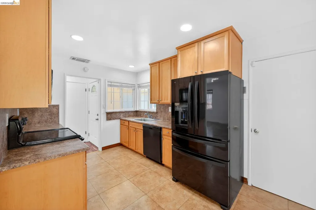 3 Bergwall Way Vallejo CA 94591