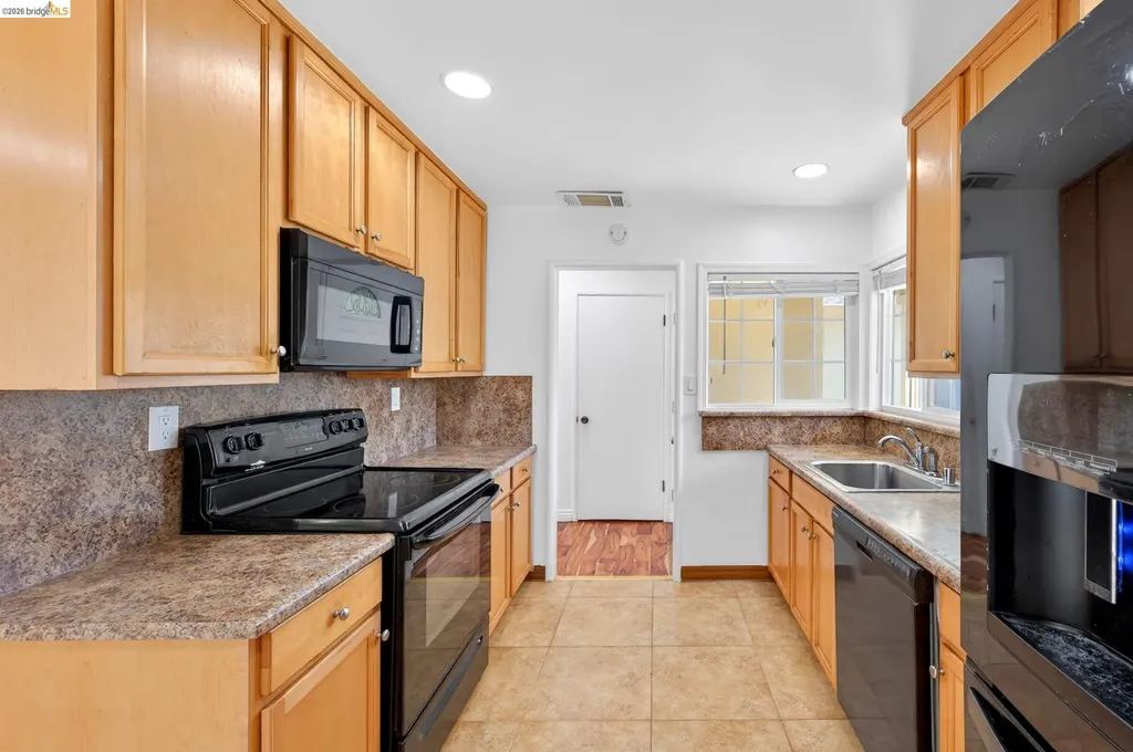 3 Bergwall Way Vallejo CA 94591