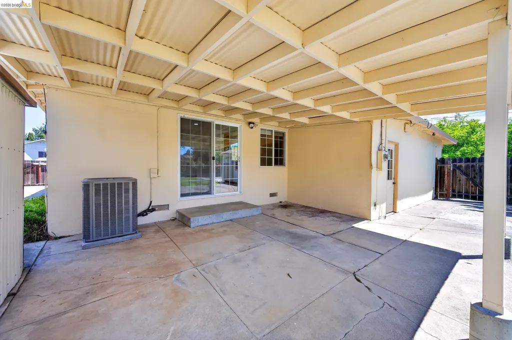 3 Bergwall Way Vallejo CA 94591