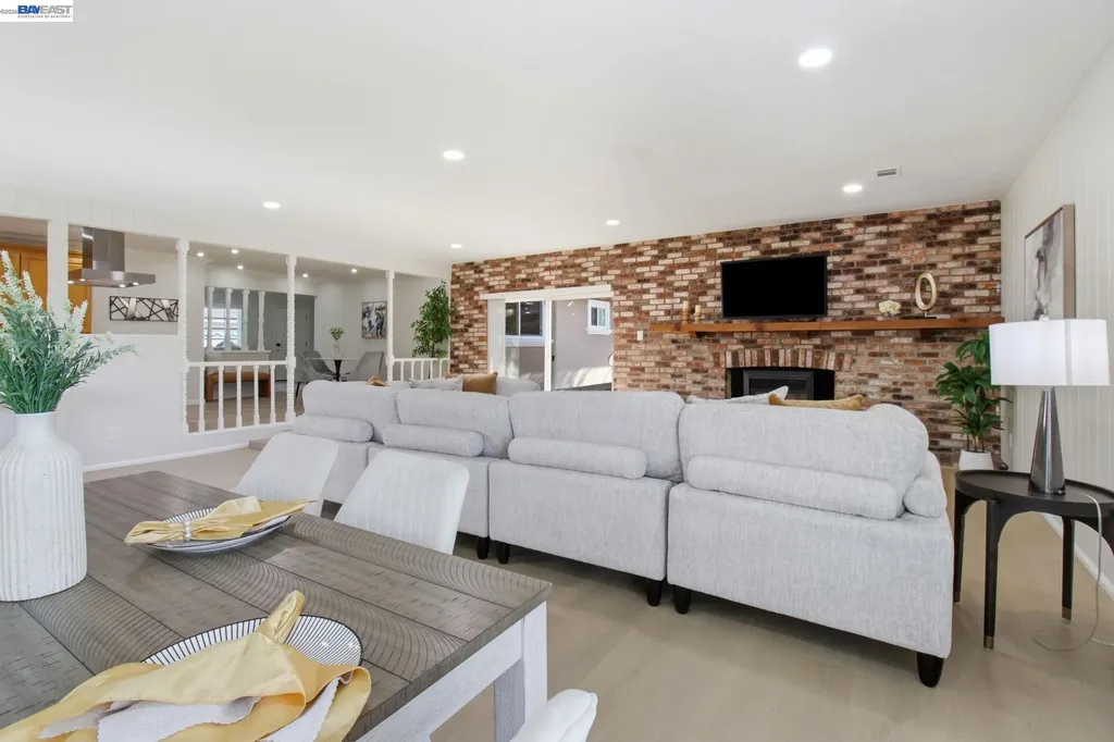 8023 Holanda Lane Dublin CA 94568