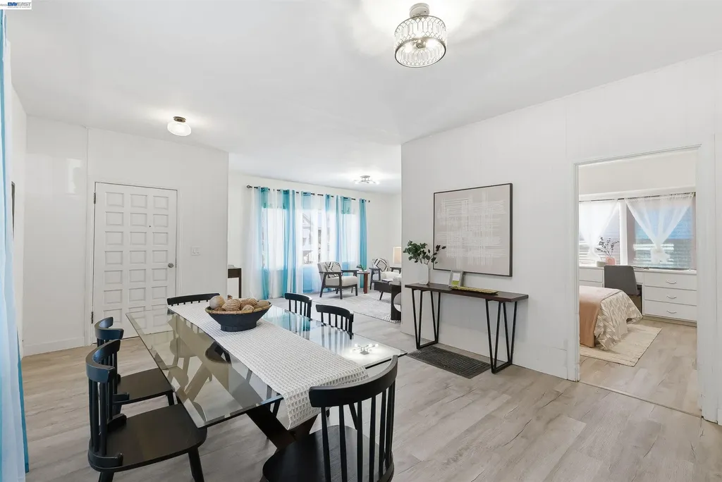 2049 Rutherford Street Oakland CA 94601