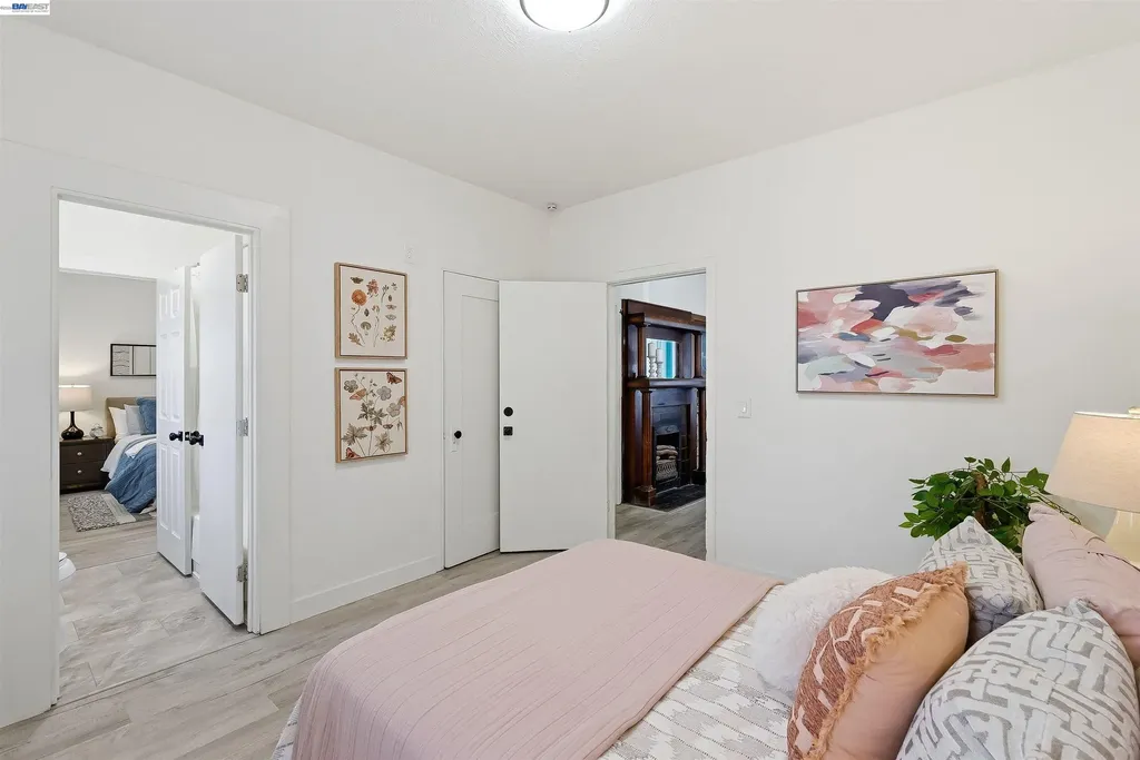 2049 Rutherford Street Oakland CA 94601