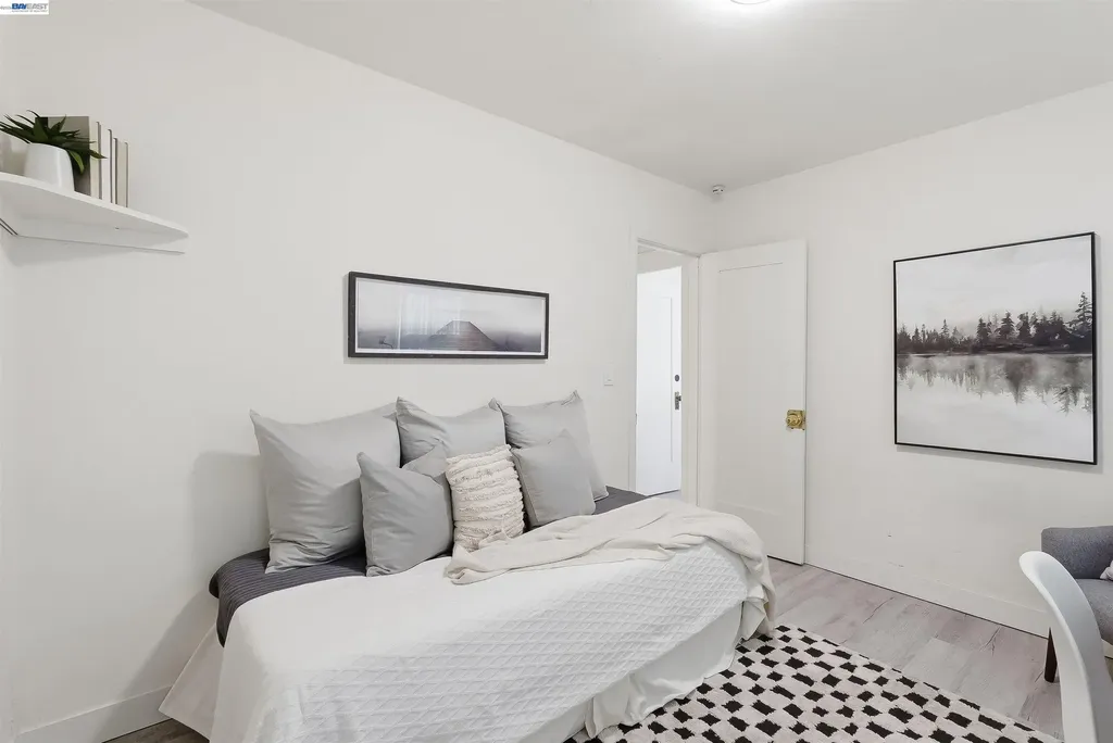 2049 Rutherford Street Oakland CA 94601