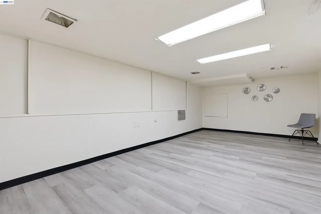 2049 Rutherford Street Oakland CA 94601