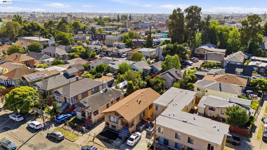2049 Rutherford Street Oakland CA 94601