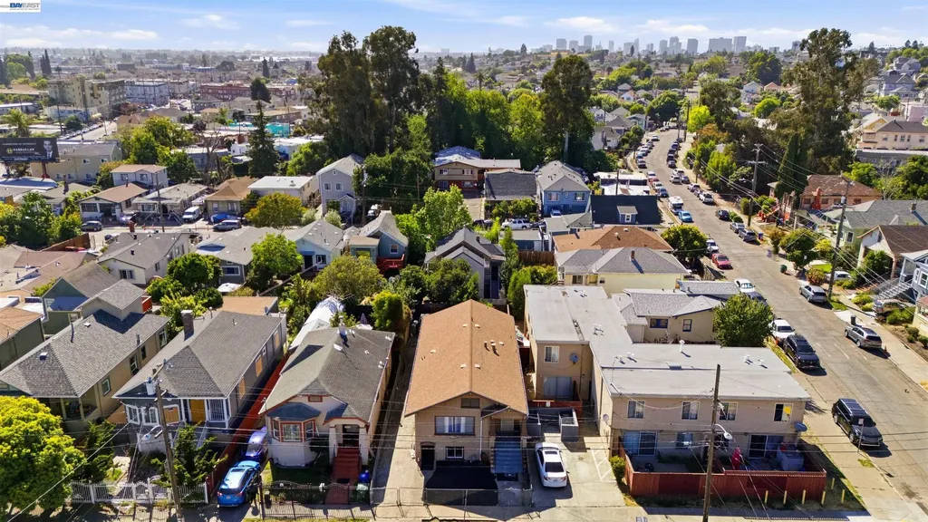 2049 Rutherford Street Oakland CA 94601