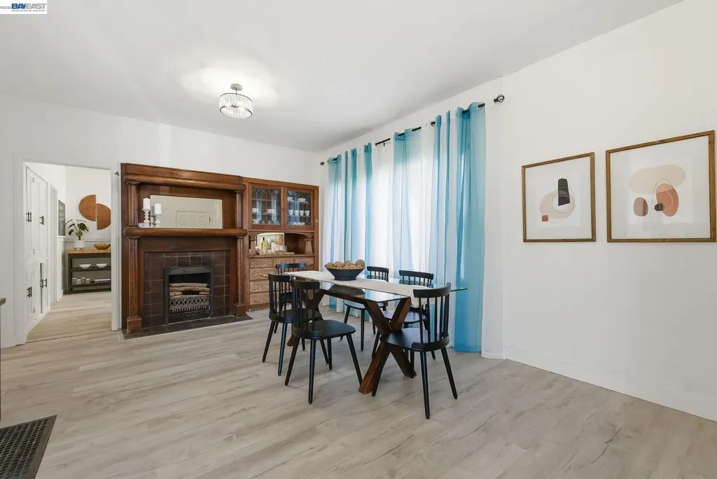 2049 Rutherford Street Oakland CA 94601