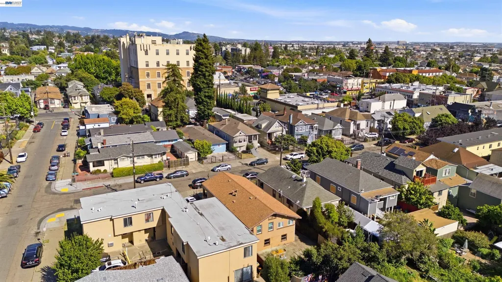 2049 Rutherford Street Oakland CA 94601