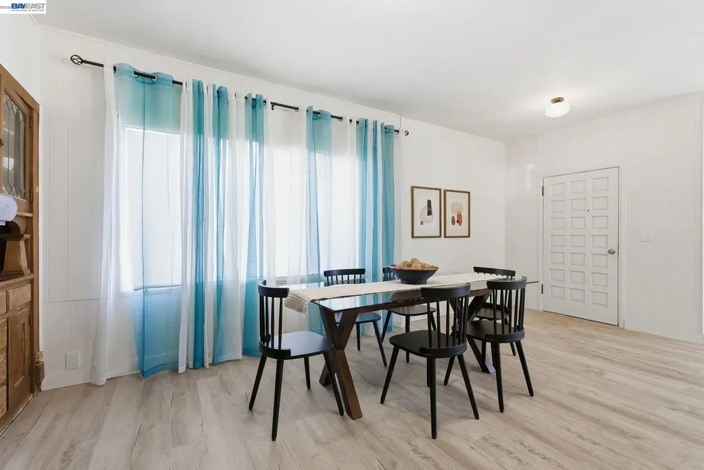 2049 Rutherford Street Oakland CA 94601