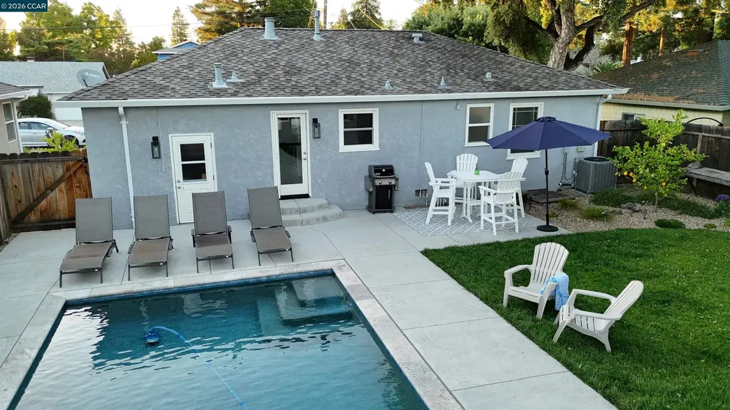2731 Bonifacio Street Concord CA 94519