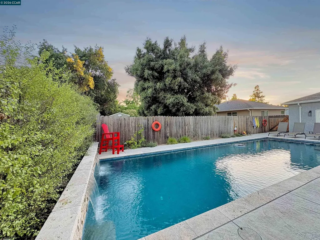 2731 Bonifacio Street Concord CA 94519