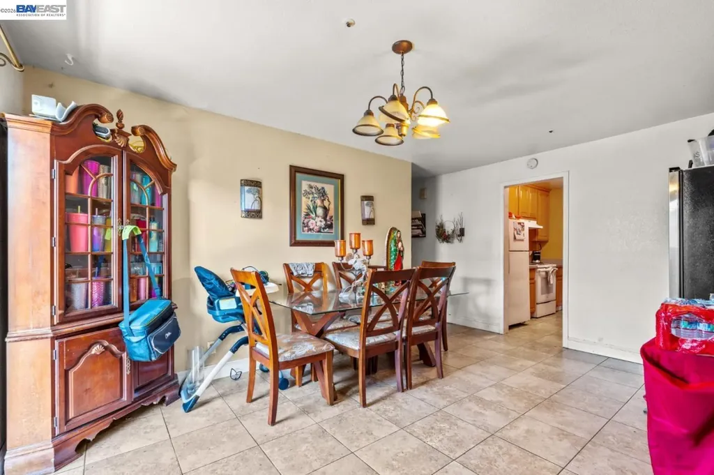 33454 7th Street Union City CA 94587