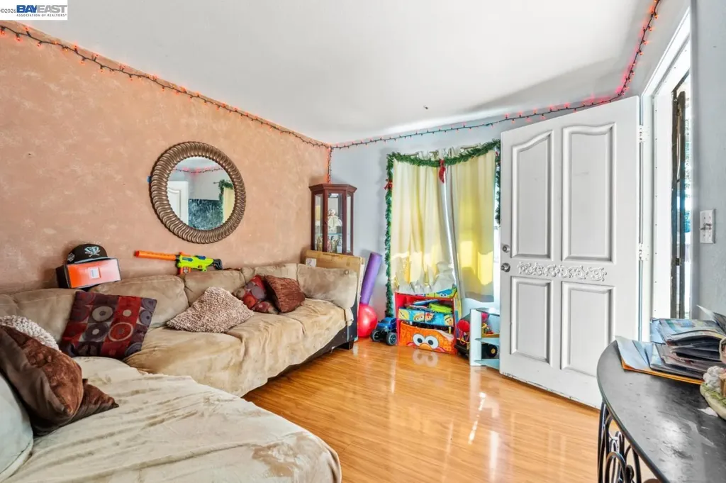 33454 7th Street Union City CA 94587
