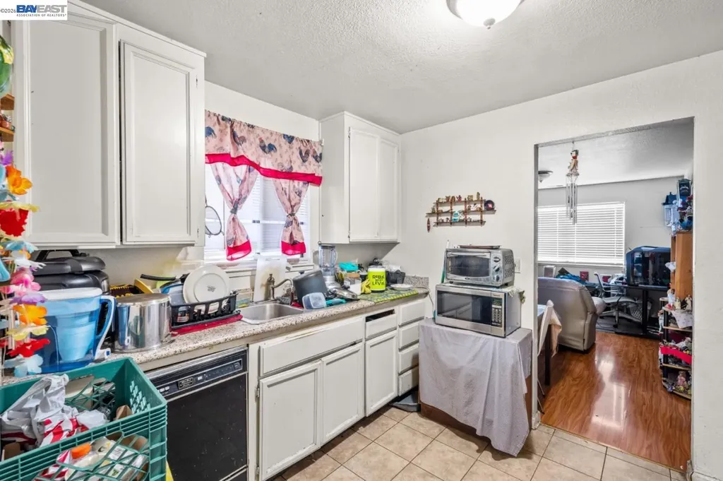 33454 7th Street Union City CA 94587