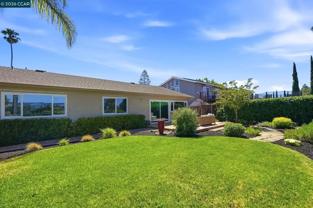 723 Navaronne Way Concord CA 94518