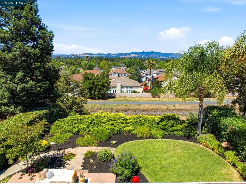 723 Navaronne Way Concord CA 94518