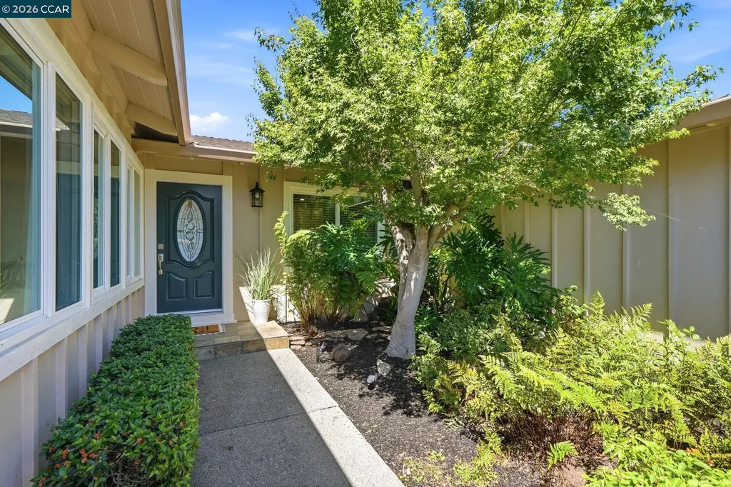 723 Navaronne Way Concord CA 94518