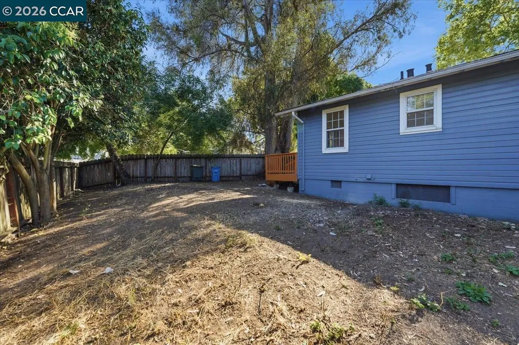 2 Selfridge Vallejo CA 94590