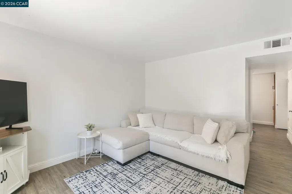 1366 Callen Street Vacaville CA 95688