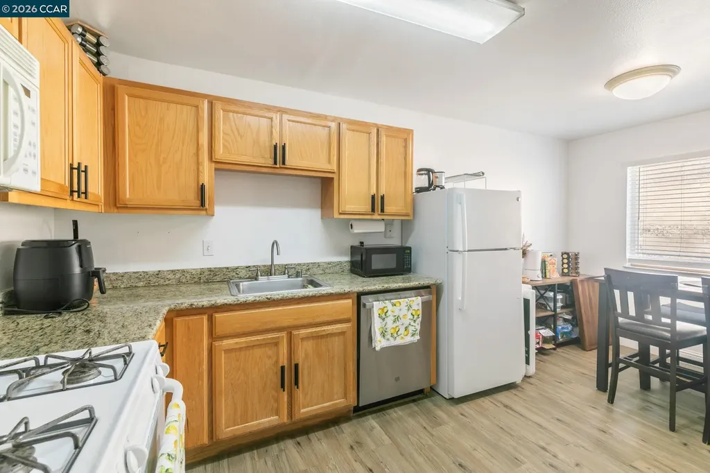 1366 Callen Street Vacaville CA 95688