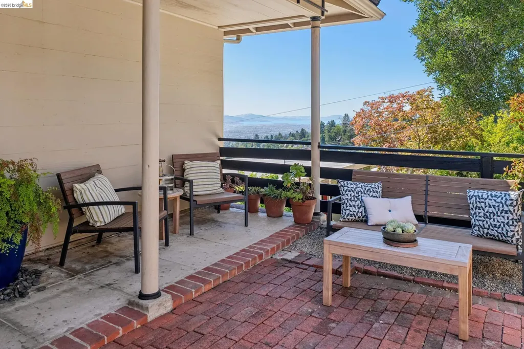 98 Fairlawn Drive Berkeley CA 94708