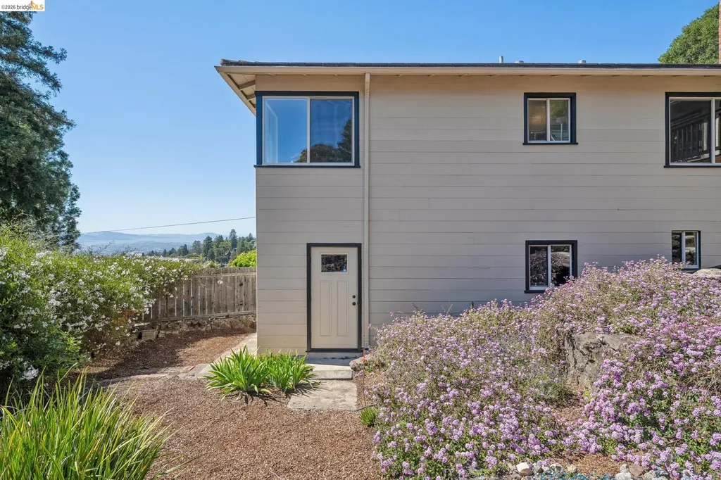 98 Fairlawn Drive Berkeley CA 94708