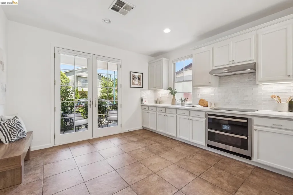 2331 Haile Street Alameda CA 94501