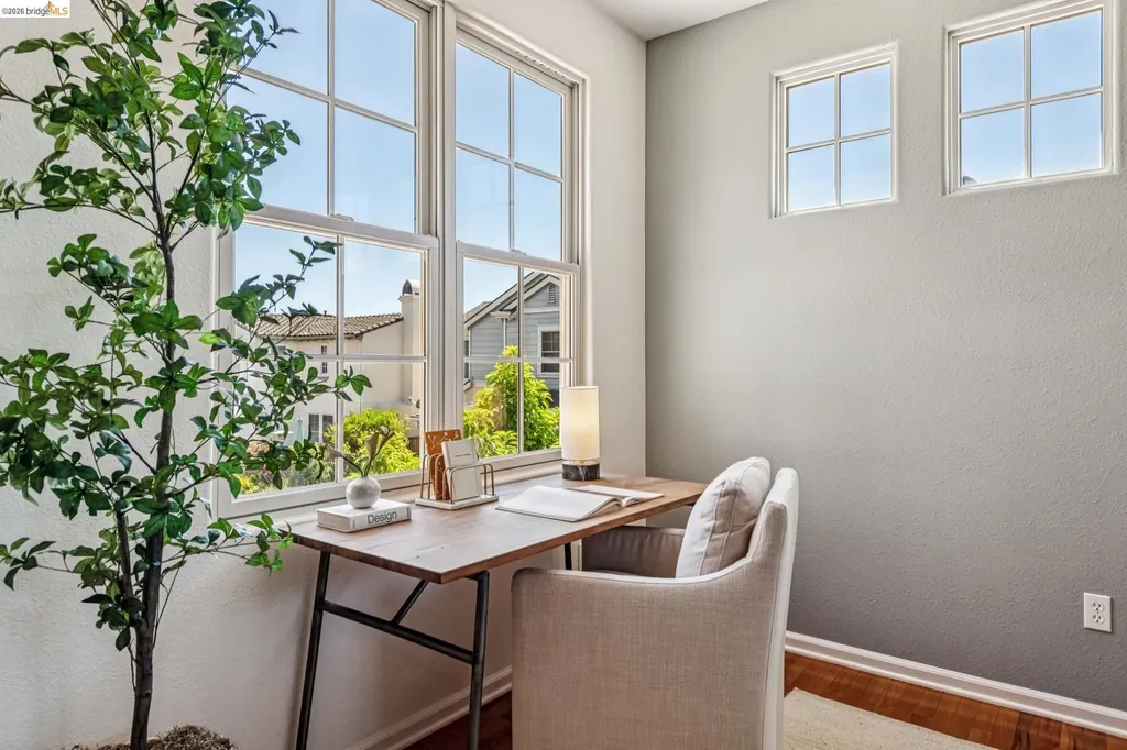 2331 Haile Street Alameda CA 94501