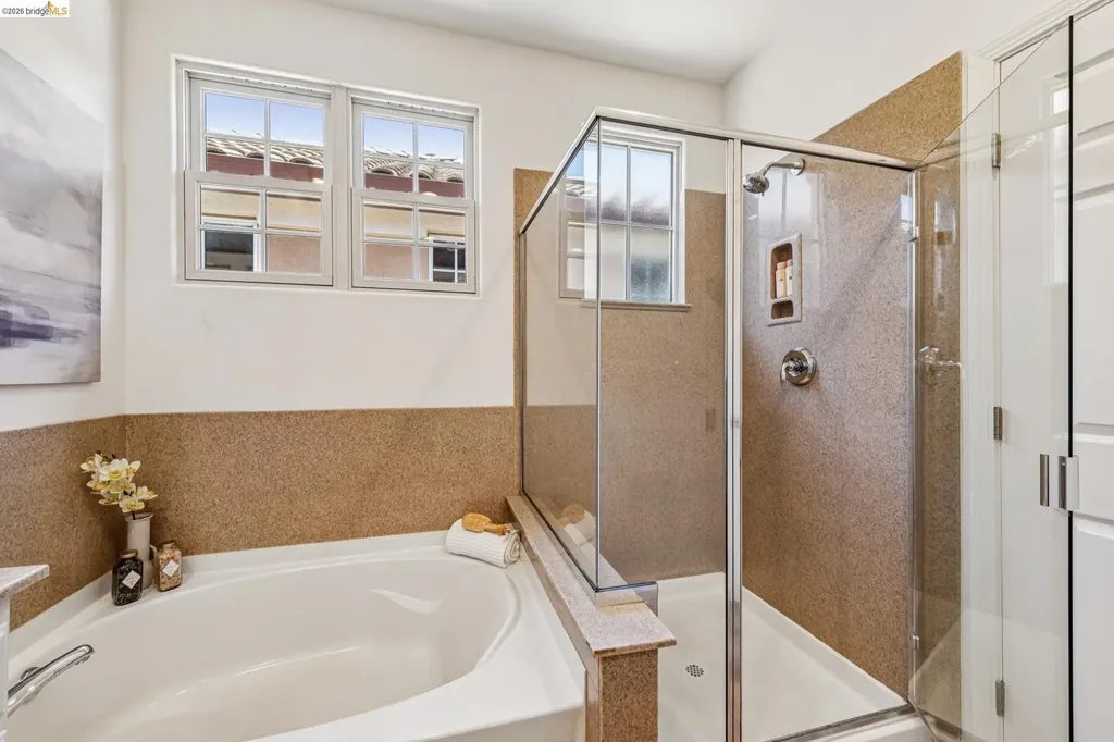 2331 Haile Street Alameda CA 94501