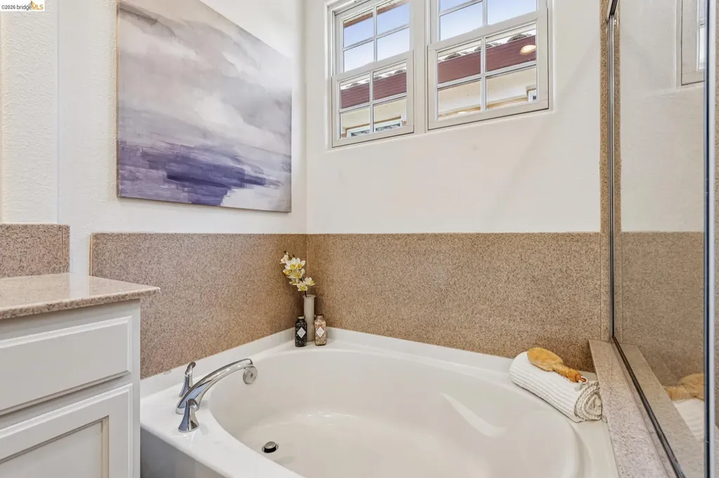 2331 Haile Street Alameda CA 94501