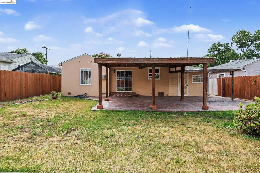 249 Madison Avenue Bay Point CA 94565