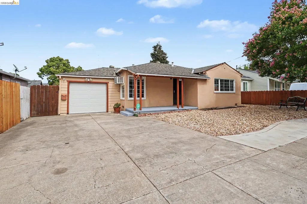 249 Madison Avenue Bay Point CA 94565