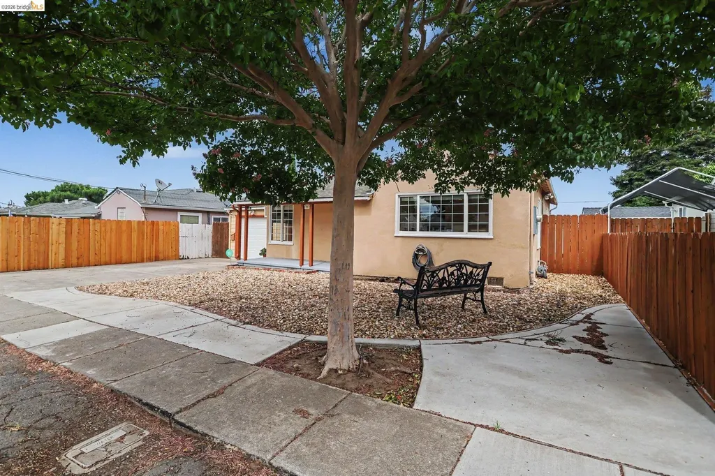 249 Madison Avenue Bay Point CA 94565