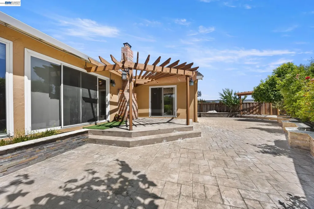 3207 Defoe Court Fremont CA 94536