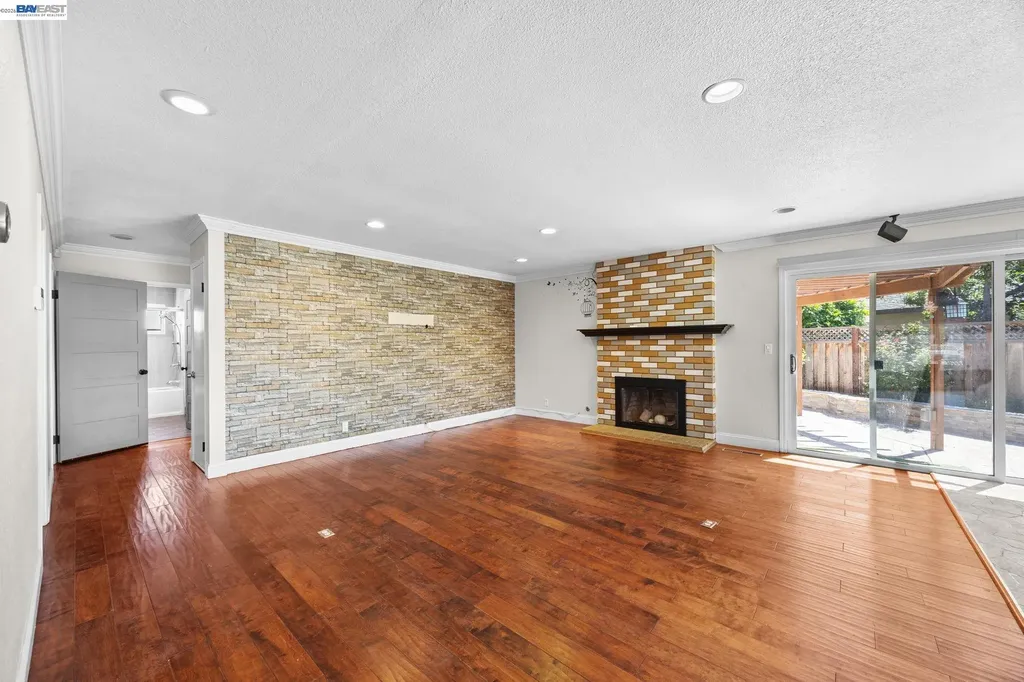 3207 Defoe Court Fremont CA 94536