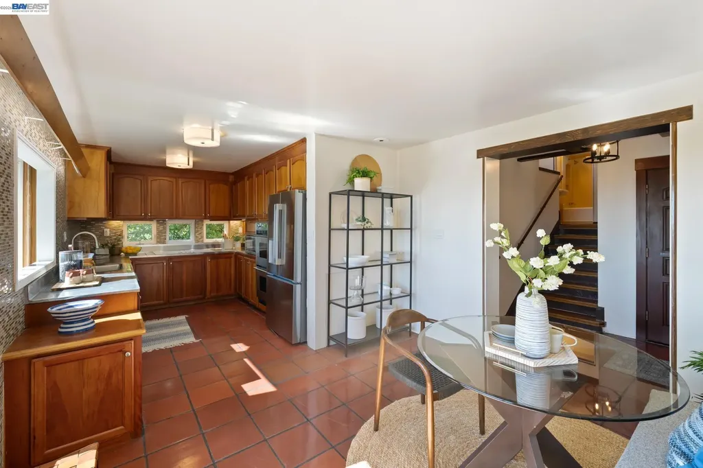 5725 Chelton Drive Oakland CA 94611
