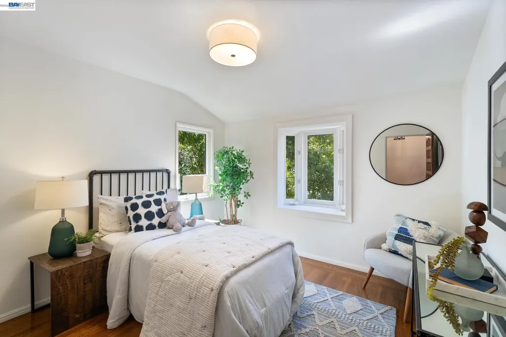 5725 Chelton Drive Oakland CA 94611
