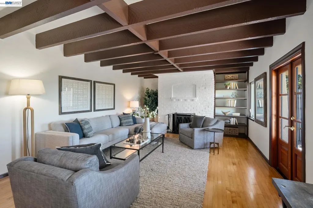 5725 Chelton Drive Oakland CA 94611