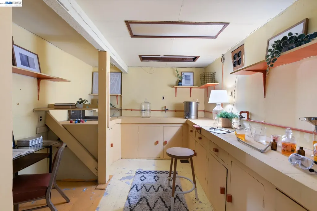 5725 Chelton Drive Oakland CA 94611