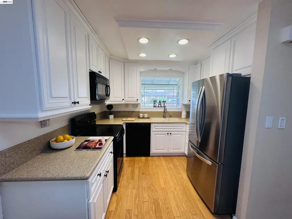 32301 Ruth Court Union City CA 94587