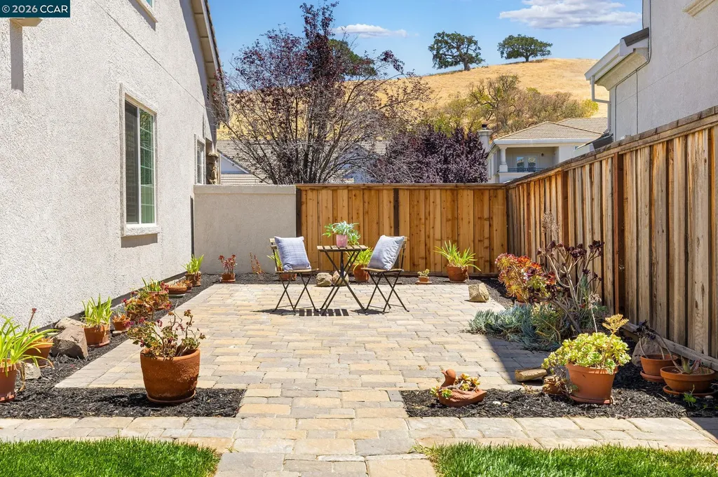 1047 Rolling Woods Way Concord CA 94521
