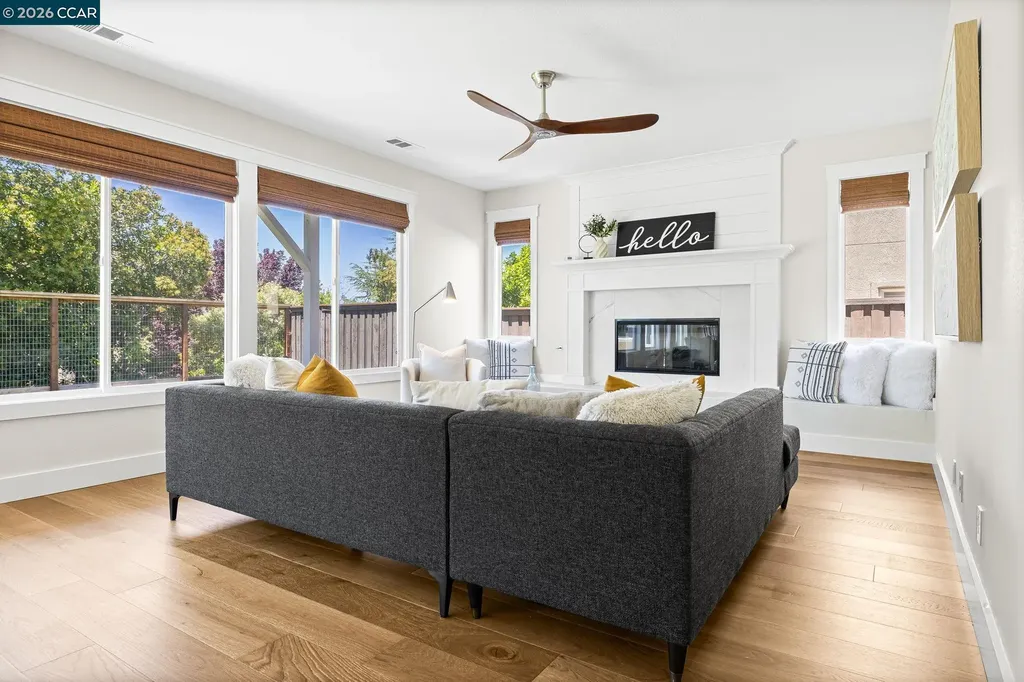 1047 Rolling Woods Way Concord CA 94521