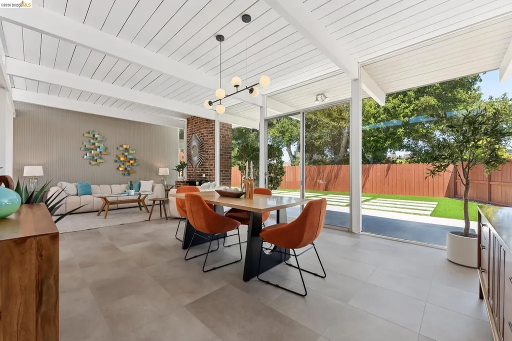 5531 Greenridge Road Castro Valley CA 94552