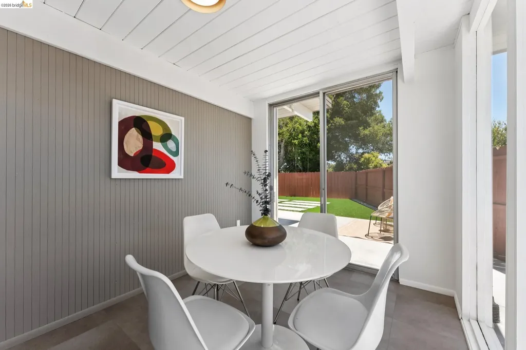 5531 Greenridge Road Castro Valley CA 94552