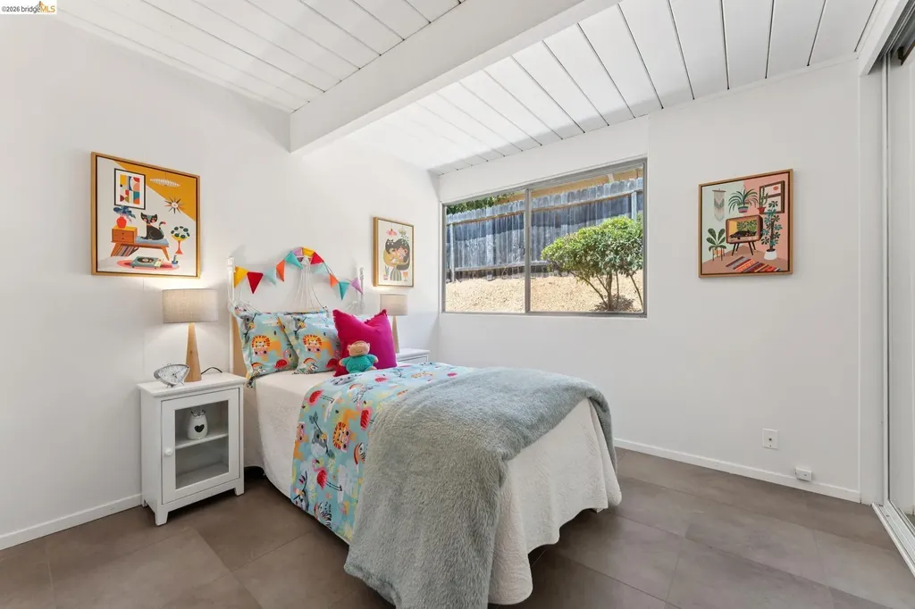 5531 Greenridge Road Castro Valley CA 94552
