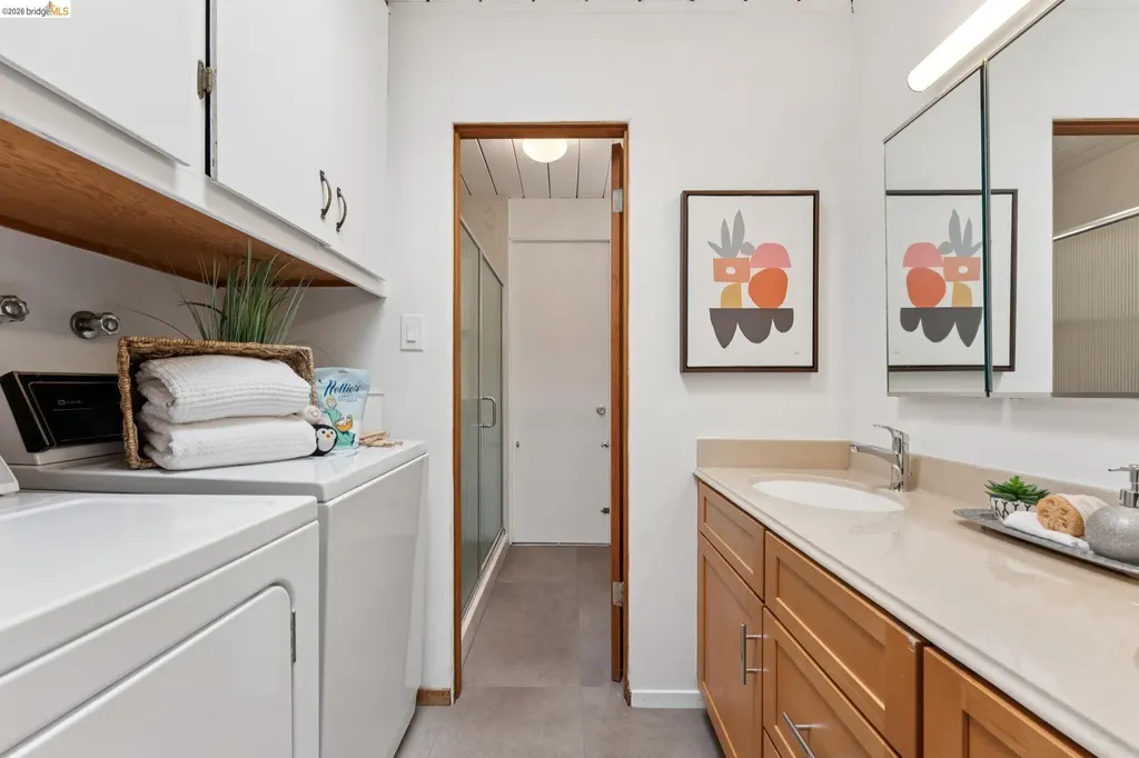 5531 Greenridge Road Castro Valley CA 94552